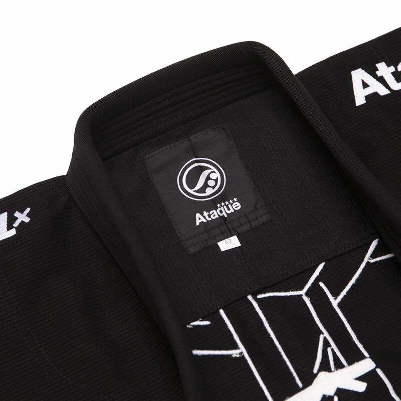 Kimonos tribaux Shoyoroll les plus vendus avec kimono JJJ en 350/450 g Kimonos tribaux Shoyoroll les plus vendus avec kimono JJJ en 350/450 g
